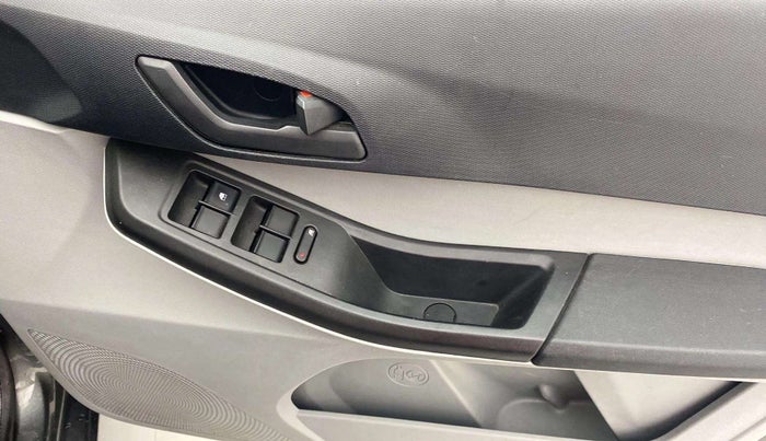2021 Tata Tiago XT PETROL, Petrol, Manual, 34,943 km, Driver Side Door Panels Control
