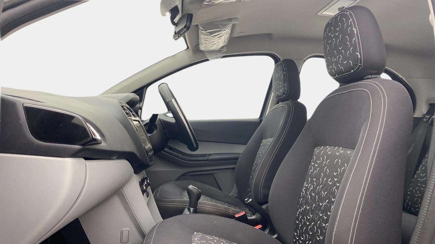 2021 Tata Tiago XT PETROL, Petrol, Manual, 34,943 km, Right Side Front Door Cabin