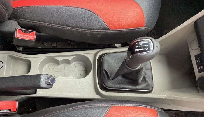 2018 Tata Tiago XZ PETROL, Petrol, Manual, 42,415 km, Gear Lever