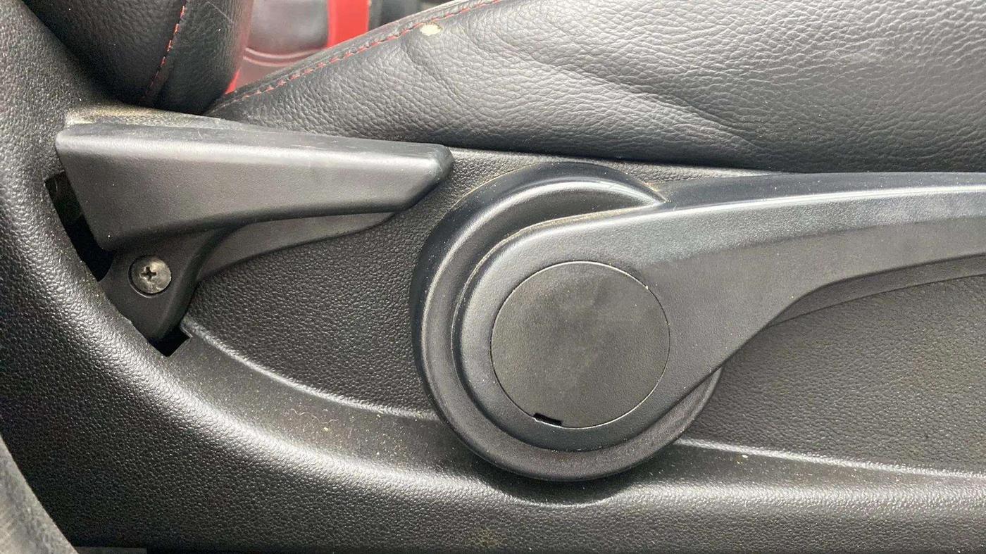 2018 Tata Tiago XZ PETROL, Petrol, Manual, 42,415 km, Driver Side Adjustment Panel
