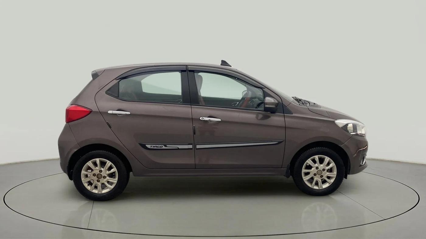 2018 Tata Tiago XZ PETROL, Petrol, Manual, 42,415 km, Right Side View