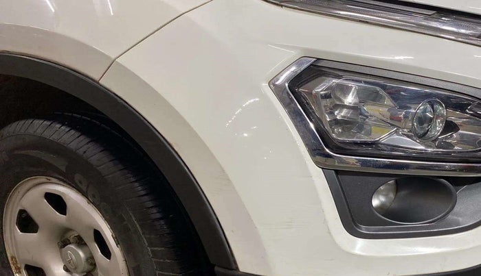 2022 Tata Safari XM, Diesel, Manual, 33,941 km, Front bumper - Minor scratches