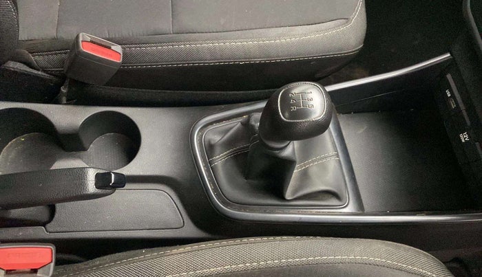 2021 Hyundai NEW I20 SPORTZ 1.2 MT, Petrol, Manual, 22,450 km, Gear Lever