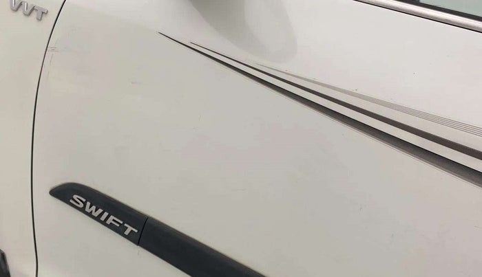 2017 Maruti Swift VXI O, Petrol, Manual, 38,470 km, Front passenger door - Graphic sticker
