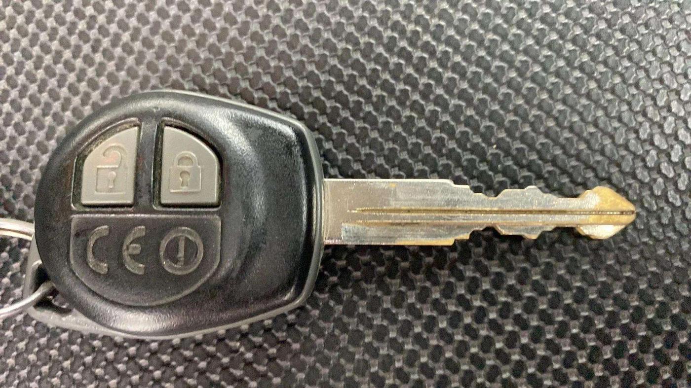 2017 Maruti Baleno DELTA PETROL 1.2, Petrol, Manual, 57,632 km, Key Close Up
