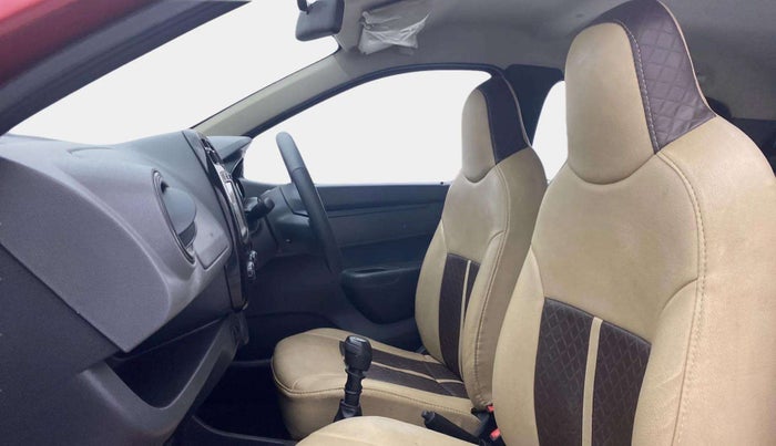 2016 Renault Kwid RXT 0.8, Petrol, Manual, 31,811 km, Right Side Front Door Cabin