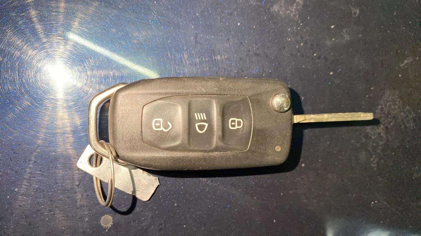 2021 Tata Tiago XZ PLUS PETROL, Petrol, Manual, 24,140 km, Key Close Up