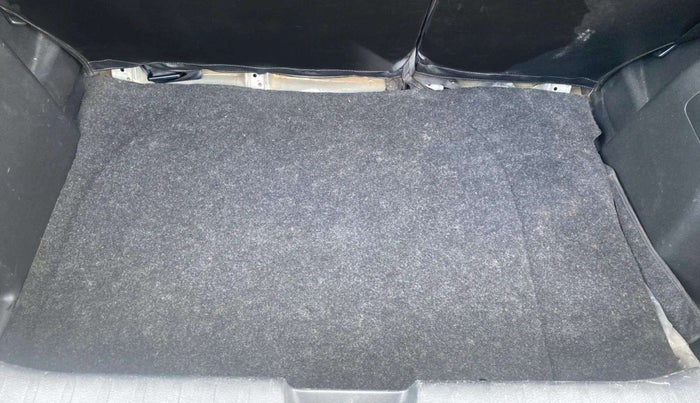 2017 Maruti Baleno ZETA PETROL 1.2, Petrol, Manual, 94,060 km, Boot Inside