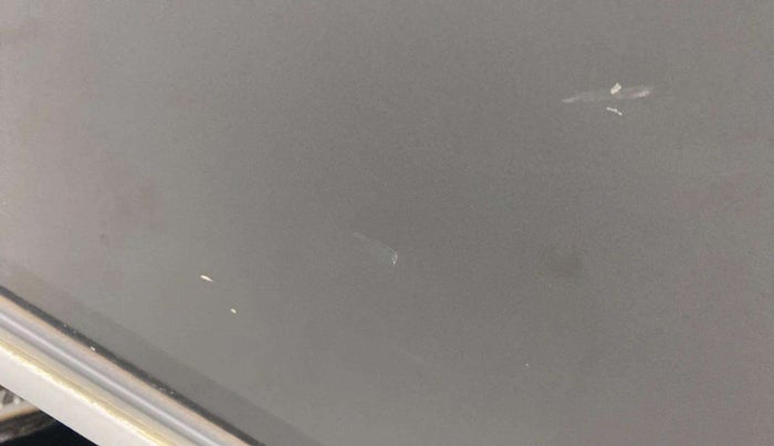 2018 Mahindra XUV500 W11 AT, Diesel, Automatic, 22,400 km, Right rear door - Slightly dented