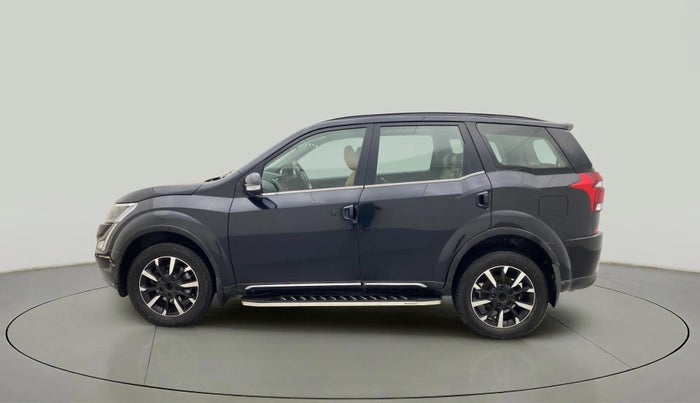 2018 Mahindra XUV500 W11 AT, Diesel, Automatic, 22,400 km, Left Side