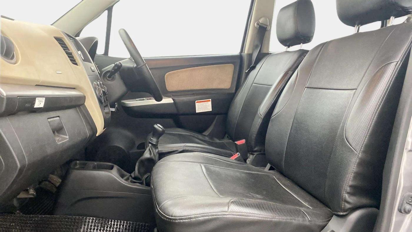 2017 Maruti Wagon R 1.0 LXI CNG, CNG, Manual, 44,080 km, Right Side Front Door Cabin
