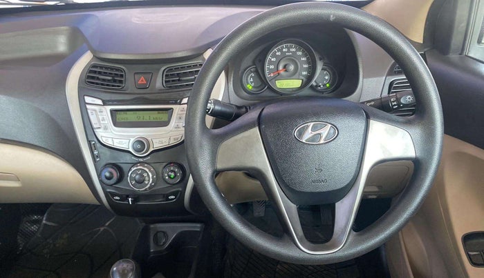 2018 Hyundai Eon ERA PLUS (O), Petrol, Manual, 22,145 km, Steering Wheel Close Up