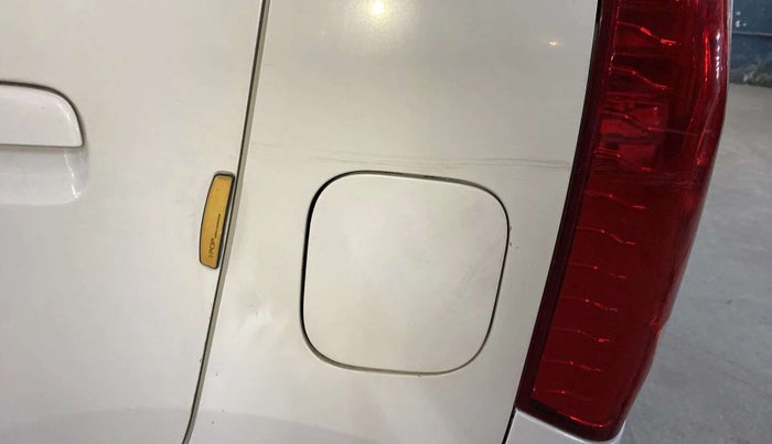 2015 Maruti Wagon R 1.0 VXI, Petrol, Manual, 86,566 km, Left quarter panel - Slightly dented