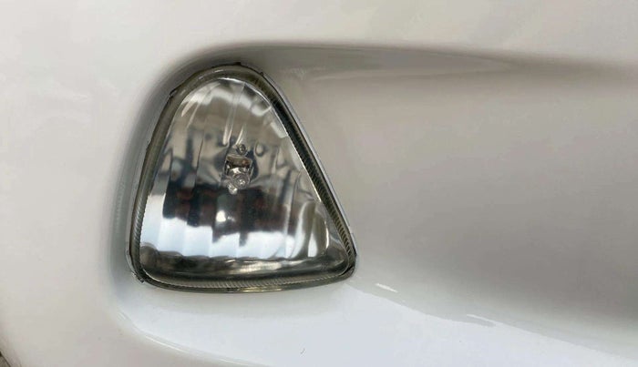 2014 Hyundai Eon ERA +, Petrol, Manual, 52,946 km, Right fog light - Fog light not working