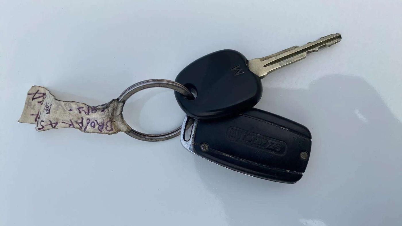 2014 Hyundai Eon ERA +, Petrol, Manual, 52,946 km, Key Close Up