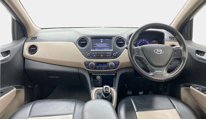 2017 Hyundai Xcent SX 1.2 (O), Petrol, Manual, 1,00,332 km, Dashboard