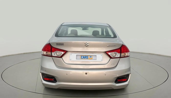 2016 Maruti Ciaz VXI, CNG, Manual, 49,410 km, Back/Rear