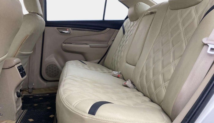 2016 Maruti Ciaz VXI, CNG, Manual, 49,410 km, Right Side Rear Door Cabin