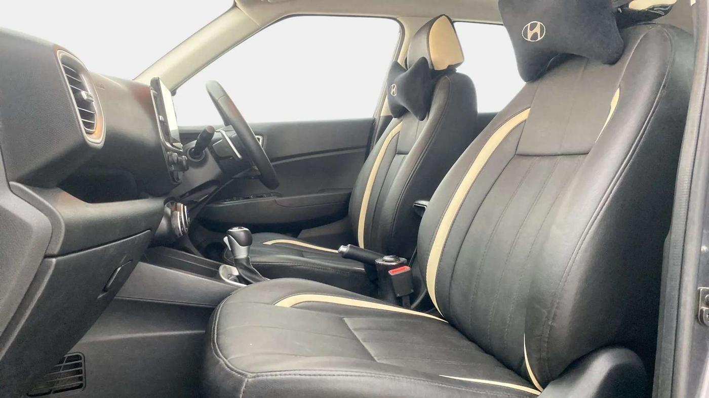 2021 Hyundai VENUE SX PLUS 1.0 TURBO DCT, Petrol, Automatic, 30,252 km, Right Side Front Door Cabin