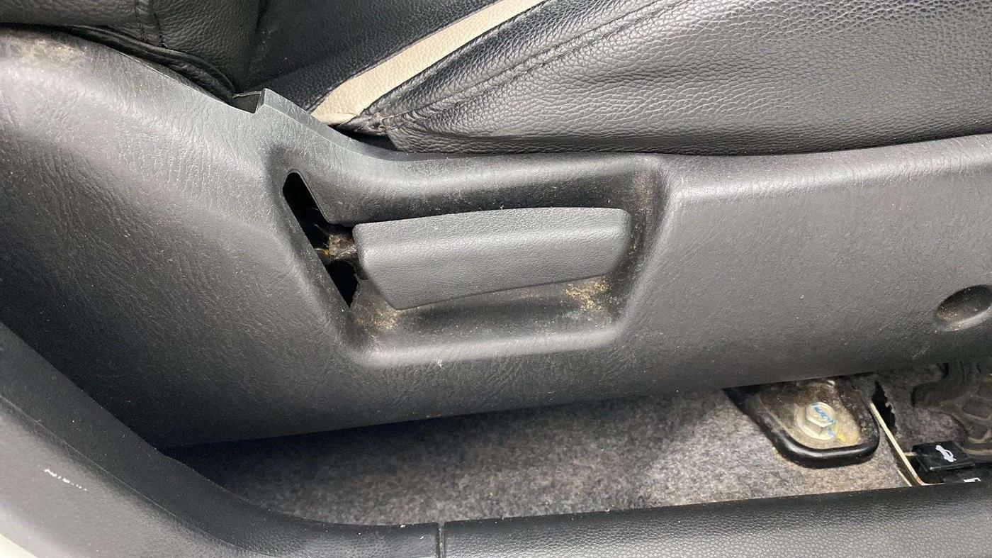 2020 Maruti Alto LXI, Petrol, Manual, 10,629 km, Driver Side Adjustment Panel