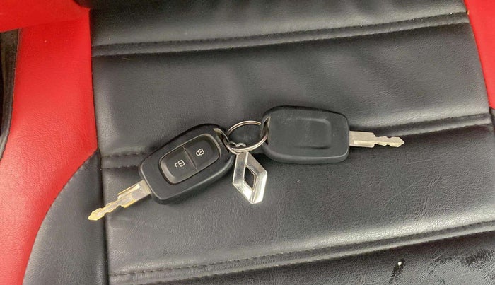 2021 Renault Kwid RXL, Petrol, Manual, 26,943 km, Key Close Up