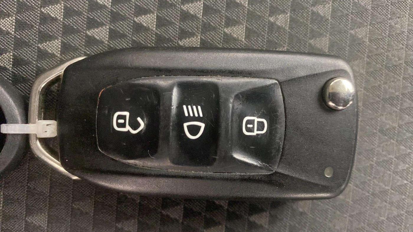 2019 Tata Tiago XZA PLUS PETROL, Petrol, Automatic, 71,084 km, Key Close Up