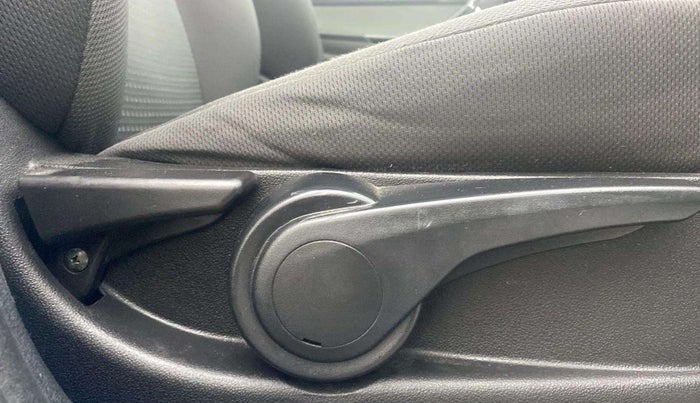 2019 Tata Tiago XZA PLUS PETROL, Petrol, Automatic, 71,084 km, Driver Side Adjustment Panel