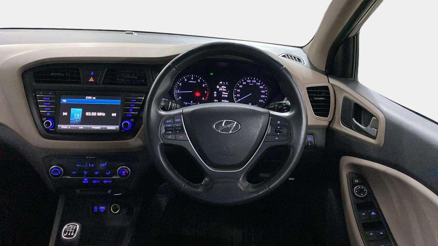 2016 Hyundai Elite i20 ASTA 1.2, Petrol, Manual, 45,223 km, Steering Wheel Close Up