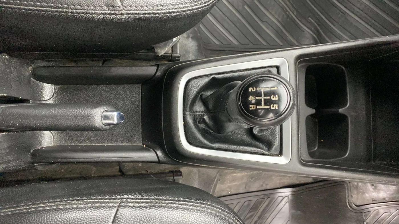 2021 Maruti Swift VXI, Petrol, Manual, 50,917 km, Gear Lever