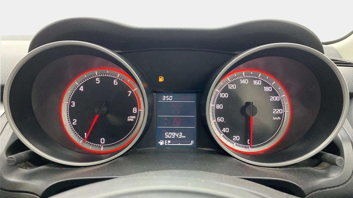 2021 Maruti Swift VXI, Petrol, Manual, 50,917 km, Odometer Image