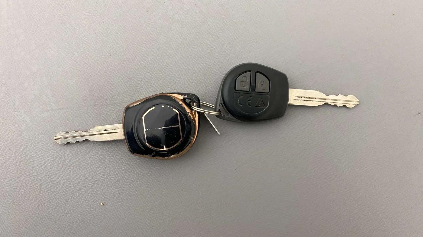 2021 Maruti Swift VXI, Petrol, Manual, 50,917 km, Key Close Up