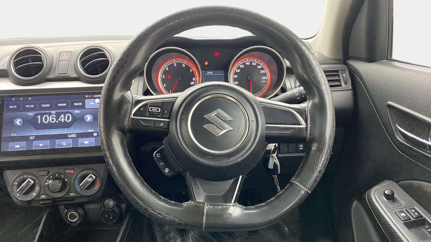 2021 Maruti Swift VXI, Petrol, Manual, 50,917 km, Steering Wheel Close Up