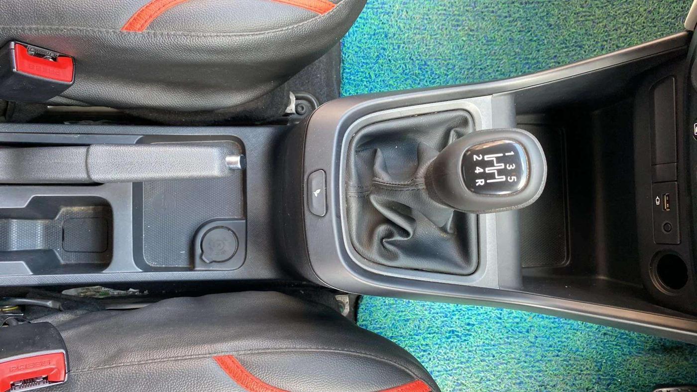 2021 Tata ALTROZ XE PETROL, Petrol, Manual, 5,412 km, Gear Lever