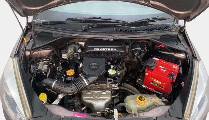 2016 Tata Tiago XZ PETROL, Petrol, Manual, 82,558 km, Open Bonet