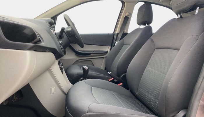 2016 Tata Tiago XZ PETROL, Petrol, Manual, 82,558 km, Right Side Front Door Cabin