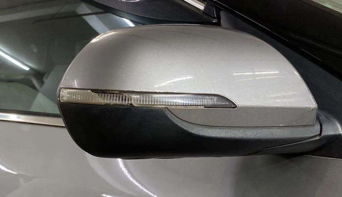2019 KIA SELTOS HTX 1.5 PETROL, Petrol, Manual, 46,509 km, Right rear-view mirror - Indicator light has minor damage