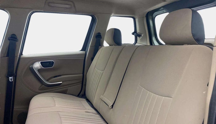 2022 Mahindra BOLERO NEO N10 R, Diesel, Manual, 41,029 km, Right Side Rear Door Cabin