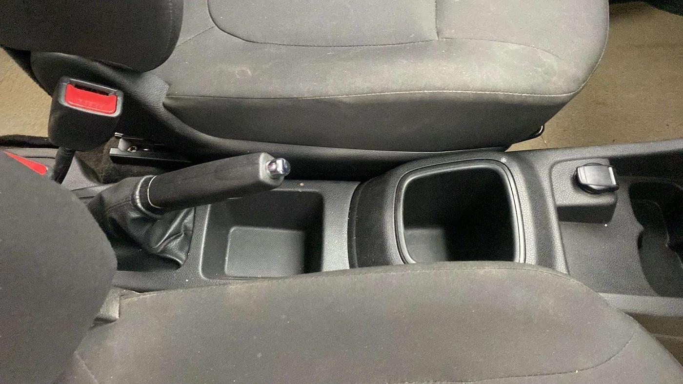 2019 Renault Kwid RXT 1.0 AMT (O), Petrol, Automatic, 11,561 km, Gear Lever