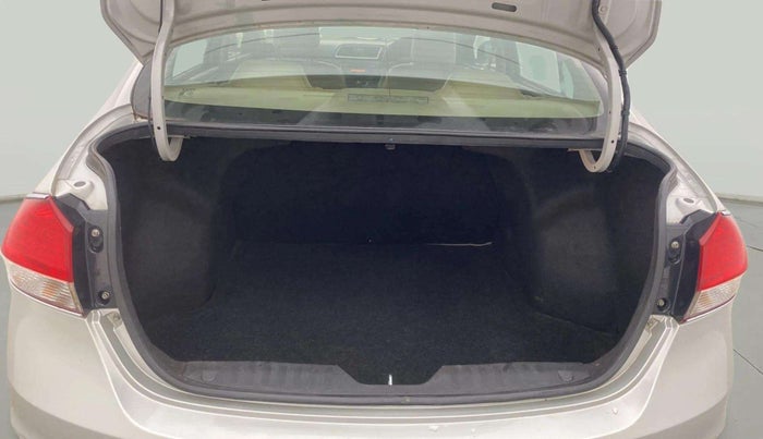 2016 Maruti Ciaz VXI (O), Petrol, Manual, 40,600 km, Boot Inside