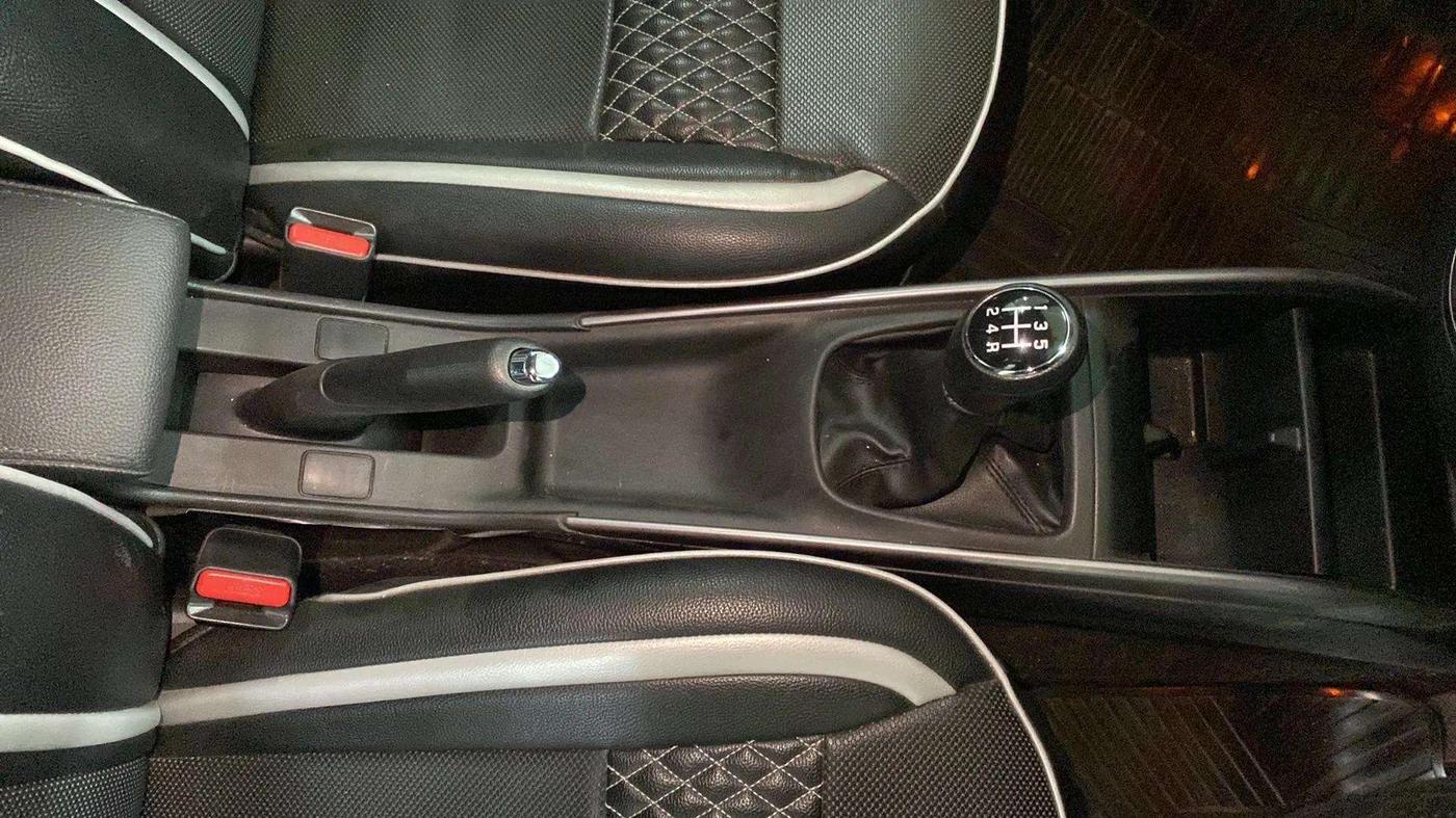 2021 Maruti Baleno ZETA PETROL 1.2, Petrol, Manual, 19,562 km, Gear Lever