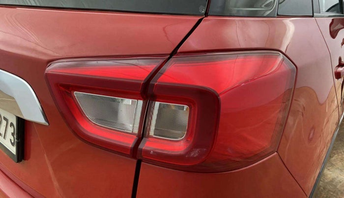 2020 Maruti Vitara Brezza ZXI, Petrol, Manual, 77,058 km, Right tail light - Minor scratches