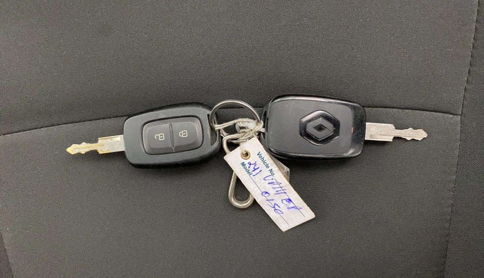 2020 Renault Kwid CLIMBER 1.0 (O), Petrol, Manual, 14,987 km, Key Close Up