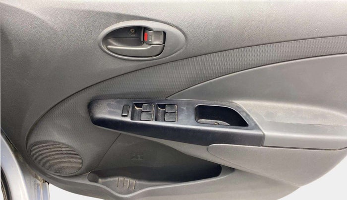 2012 Toyota Etios Liva GD, Diesel, Manual, 1,23,292 km, Driver Side Door Panels Control