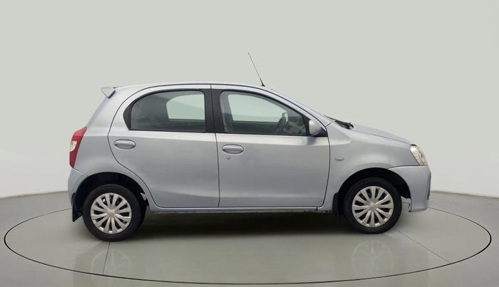 2012 Toyota Etios Liva GD, Diesel, Manual, 1,23,292 km, Right Side View