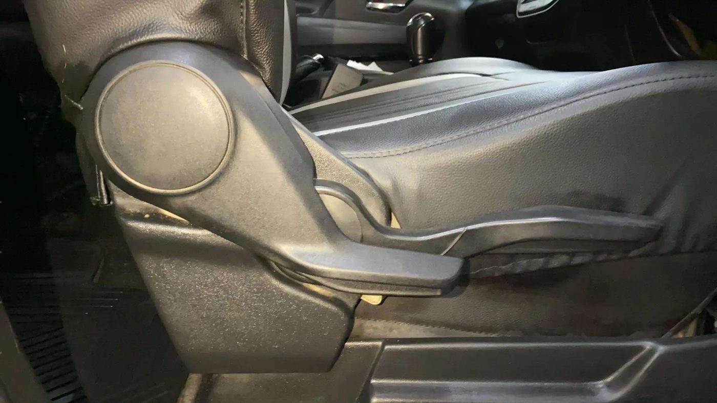 2019 Maruti XL6 ALPHA MT, Petrol, Manual, 91,463 km, Driver Side Adjustment Panel