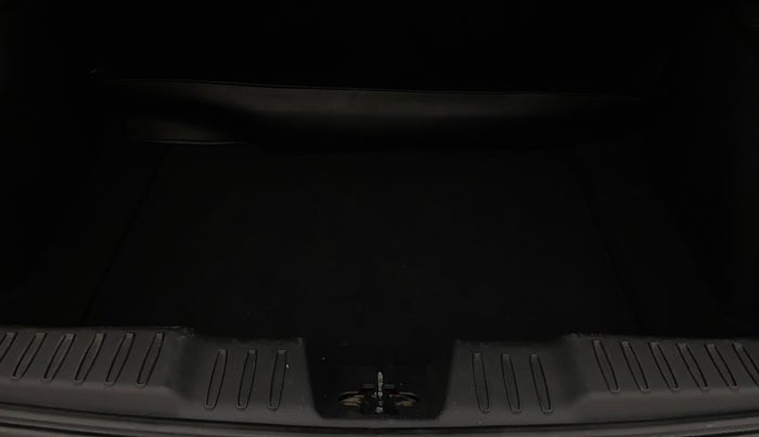 2021 Tata ALTROZ XZ PETROL, Petrol, Manual, 26,765 km, Boot Inside