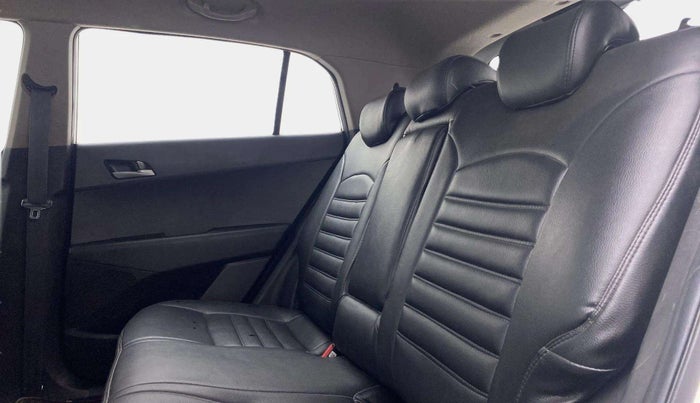 2017 Hyundai Creta SX PLUS AT 1.6 PETROL, Petrol, Automatic, 78,624 km, Right Side Rear Door Cabin