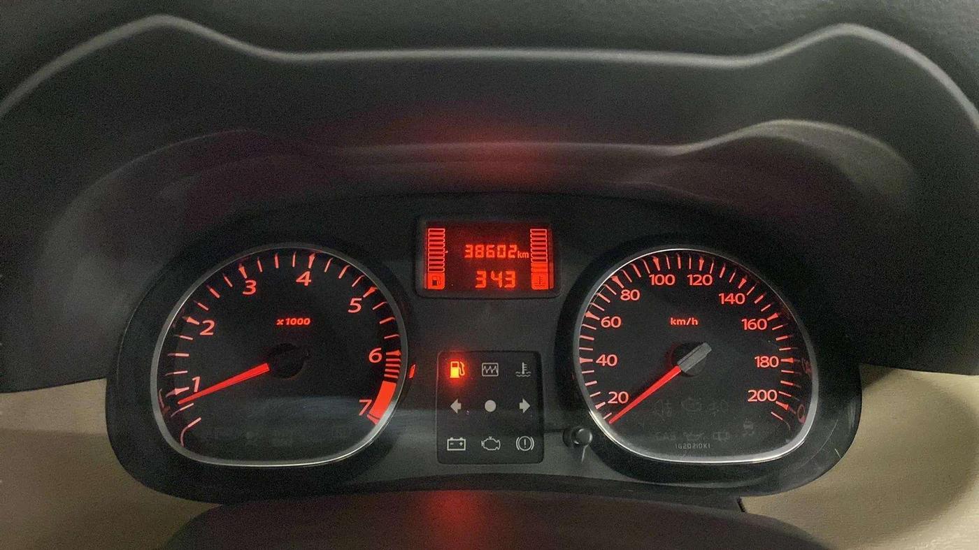 2013 Renault Duster RXL PETROL, Petrol, Manual, 38,705 km, Odometer Image