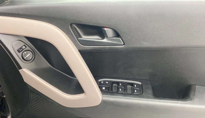 2018 Hyundai Creta E PLUS 1.6 PETROL, Petrol, Manual, 84,909 km, Driver Side Door Panels Control