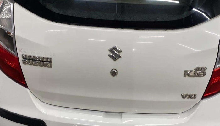 2016 Maruti Alto K10 VXI, Petrol, Manual, 26,933 km, Dicky (Boot door) - Minor scratches